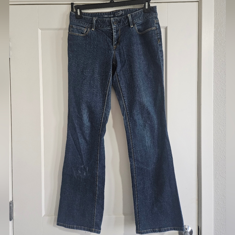Ann Taylor Loft Curvy Boot Cut - size 8